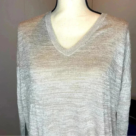 Joie Calee V-Neck Knit Sweater in Beige/Gold Size S - Picture 5 of 13